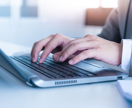 船舶租用合同中的模糊条款与漏洞应如何解决？